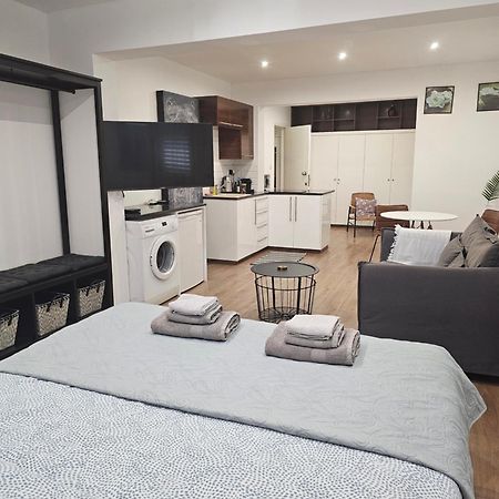 City Center Apartments Paphos Buitenkant foto