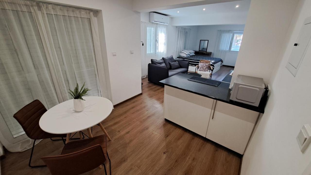 City Center Apartments Paphos Buitenkant foto