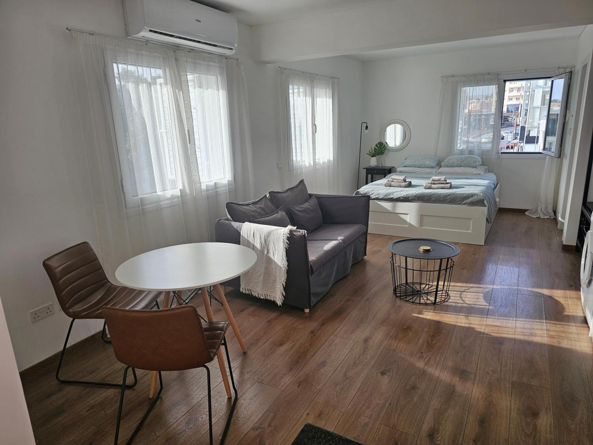 City Center Apartments Paphos Buitenkant foto