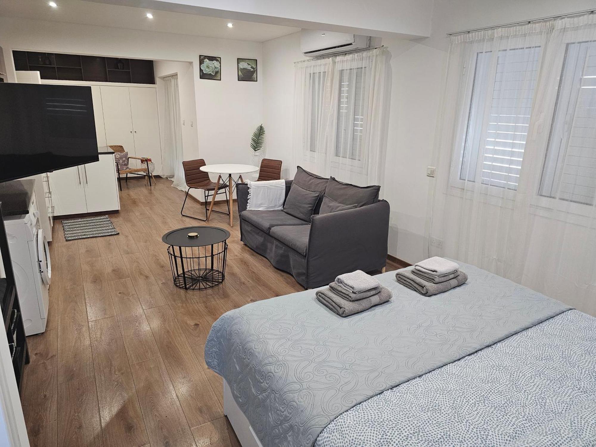 City Center Apartments Paphos Buitenkant foto